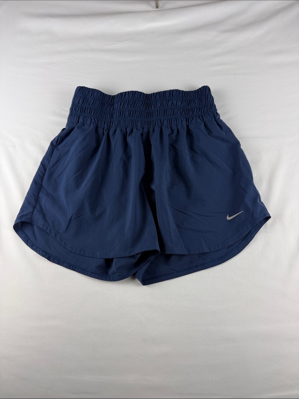 Nike Dark Blue High Rise Running Shorts Women’s Large Built-In Liner